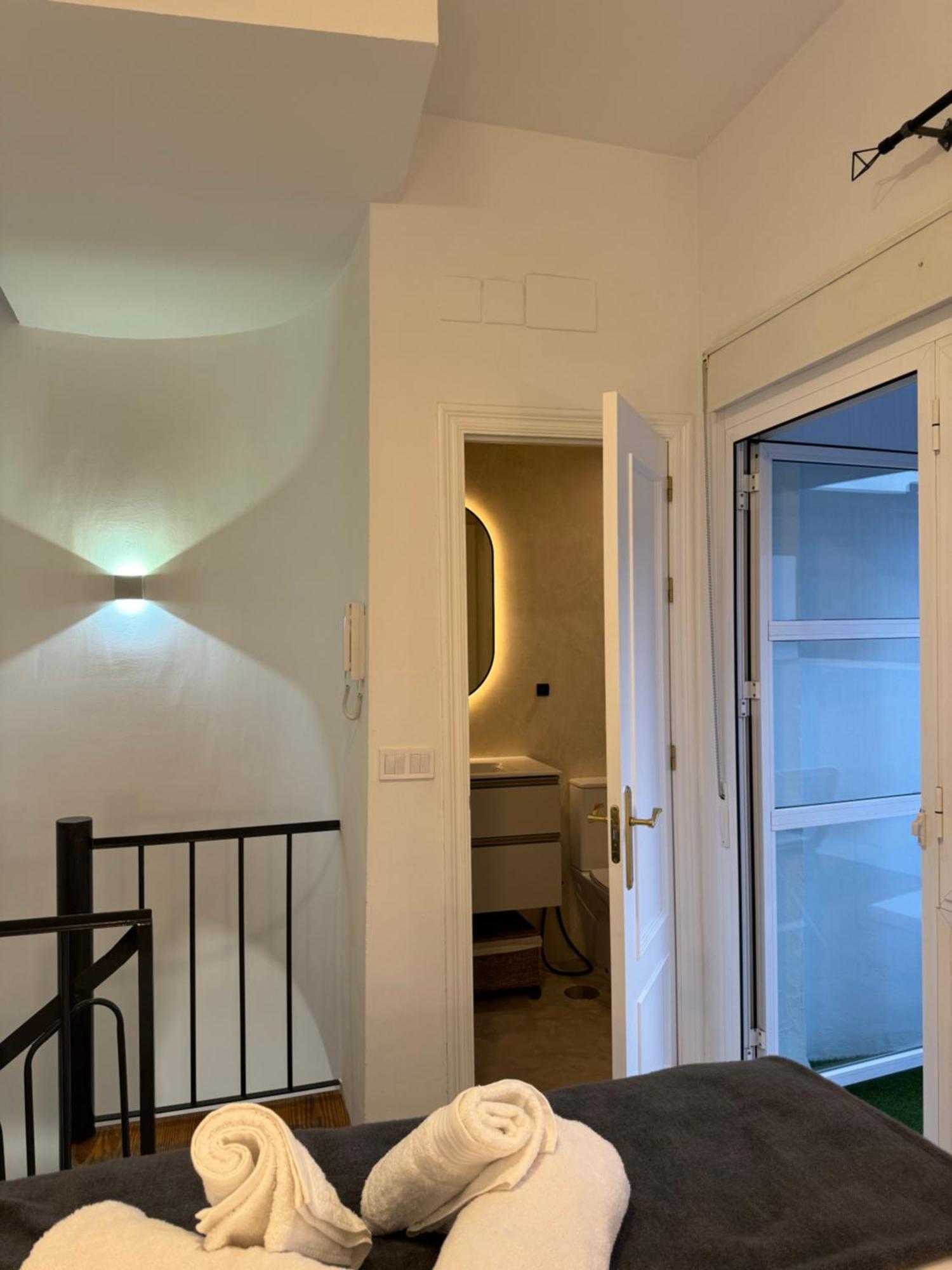 Casa Boutique Plaza De Armas -Townhouse- Villa Sevilla Bagian luar foto