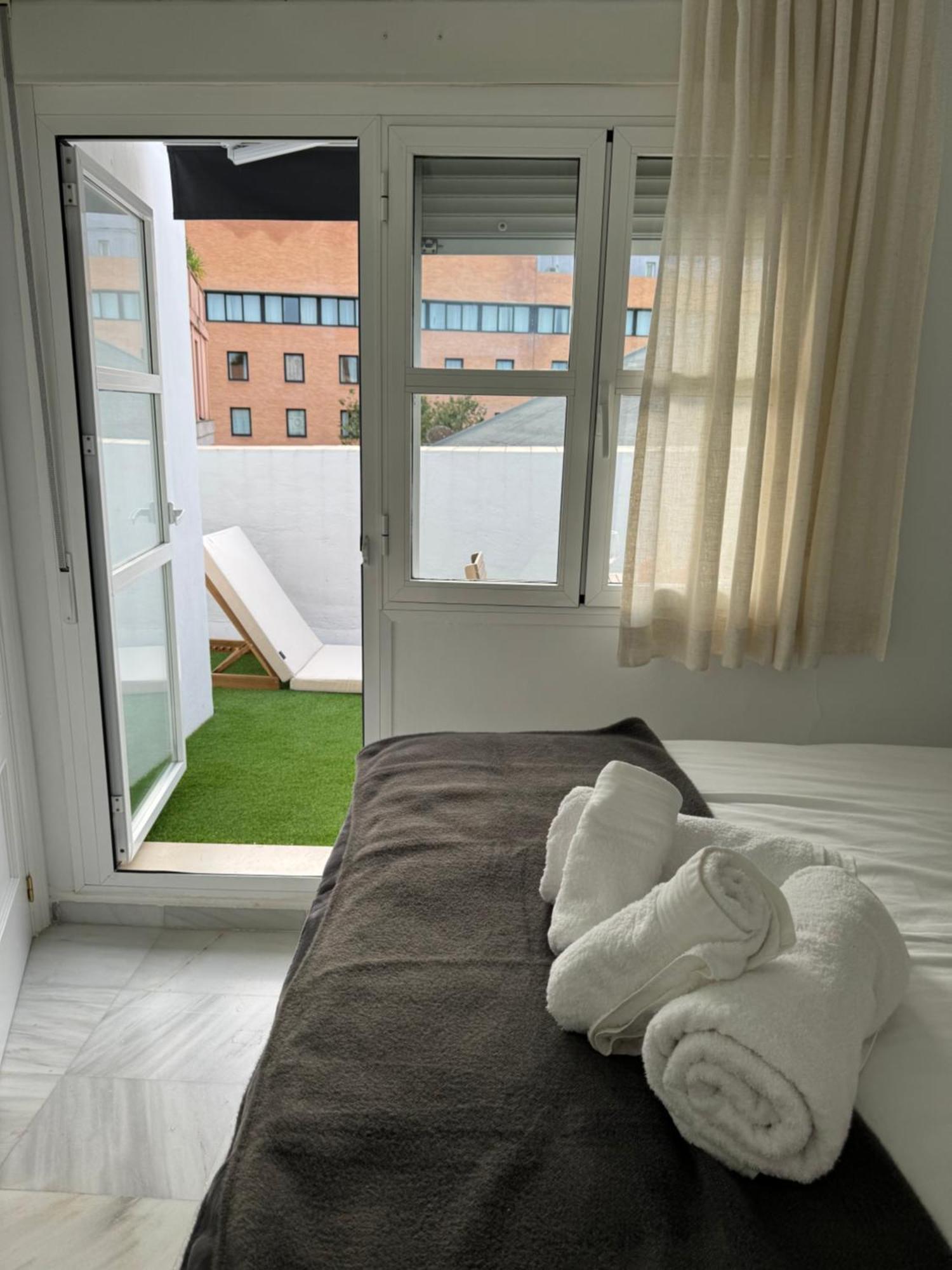 Casa Boutique Plaza De Armas -Townhouse- Villa Sevilla Bagian luar foto