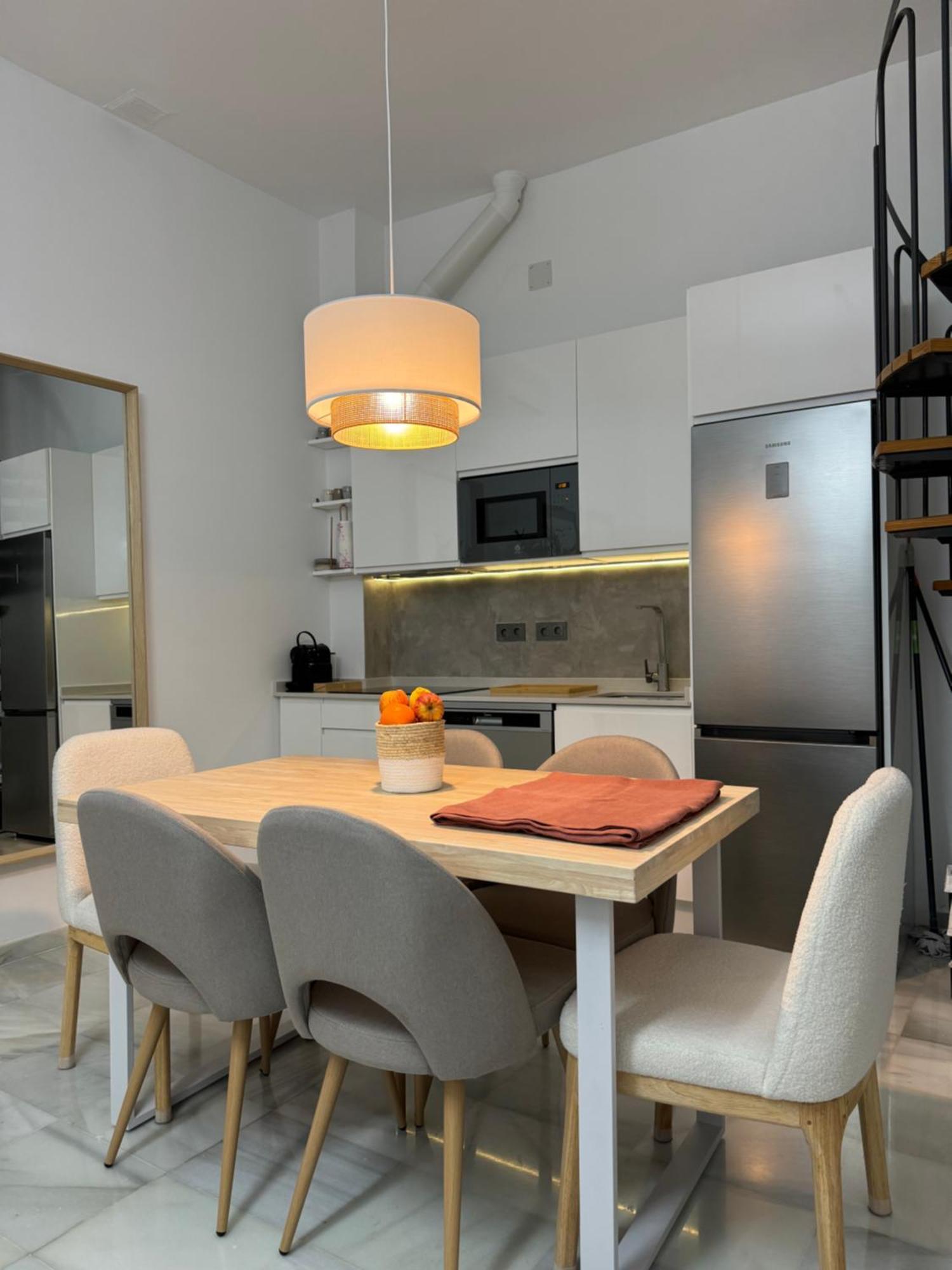 Casa Boutique Plaza De Armas -Townhouse- Villa Sevilla Bagian luar foto